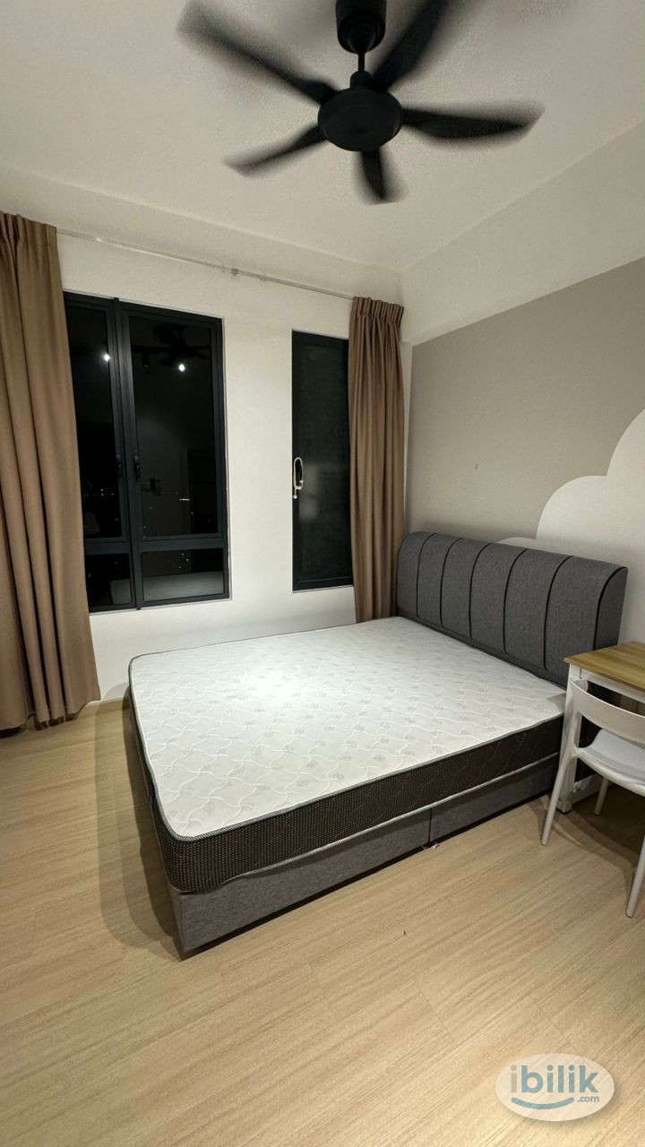 Middle Room at You City, Batu 9 Cheras - Image 1