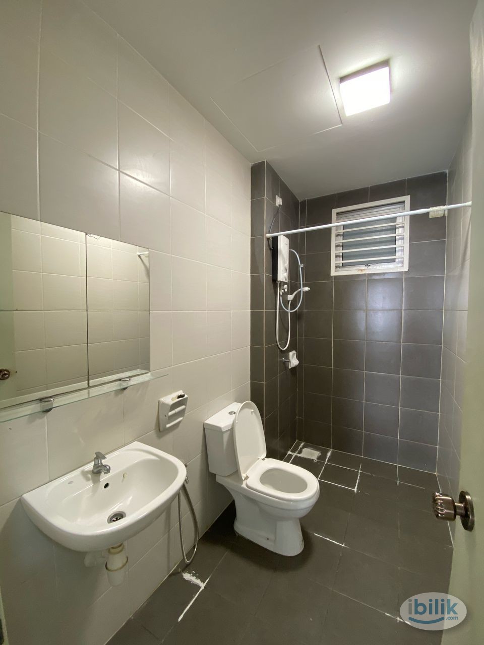 Single Room at BSP 21, Bandar Saujana Putra - Image 3