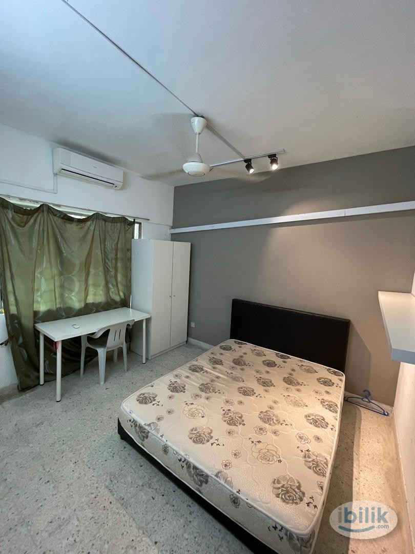 Middle Room at Bandar Sunway, Petaling Jaya - Image 4
