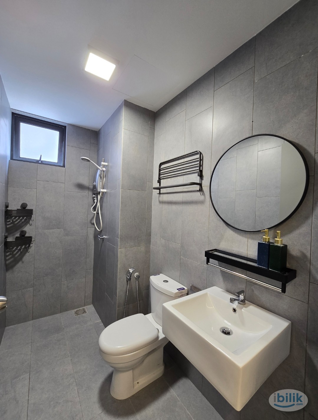 Medium Room at M Vertica KL (Near LRT) - Image 2