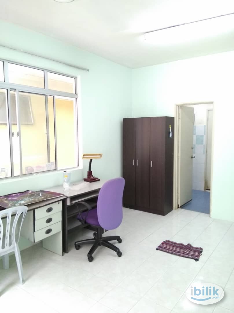 Master Room at Platinum Hill PV5, Setapak - Image 1