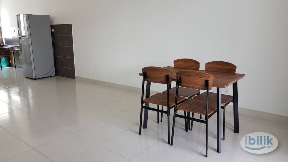 Middle room for UITM Female student - Image 3