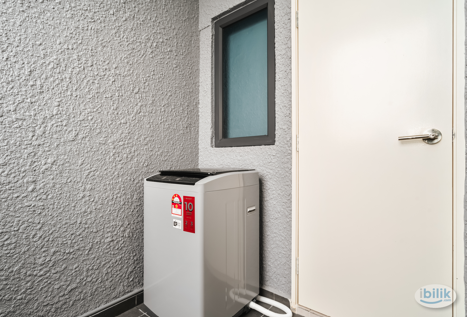 INCLUSIVE MALE MIDDLE ROOM - Image 4