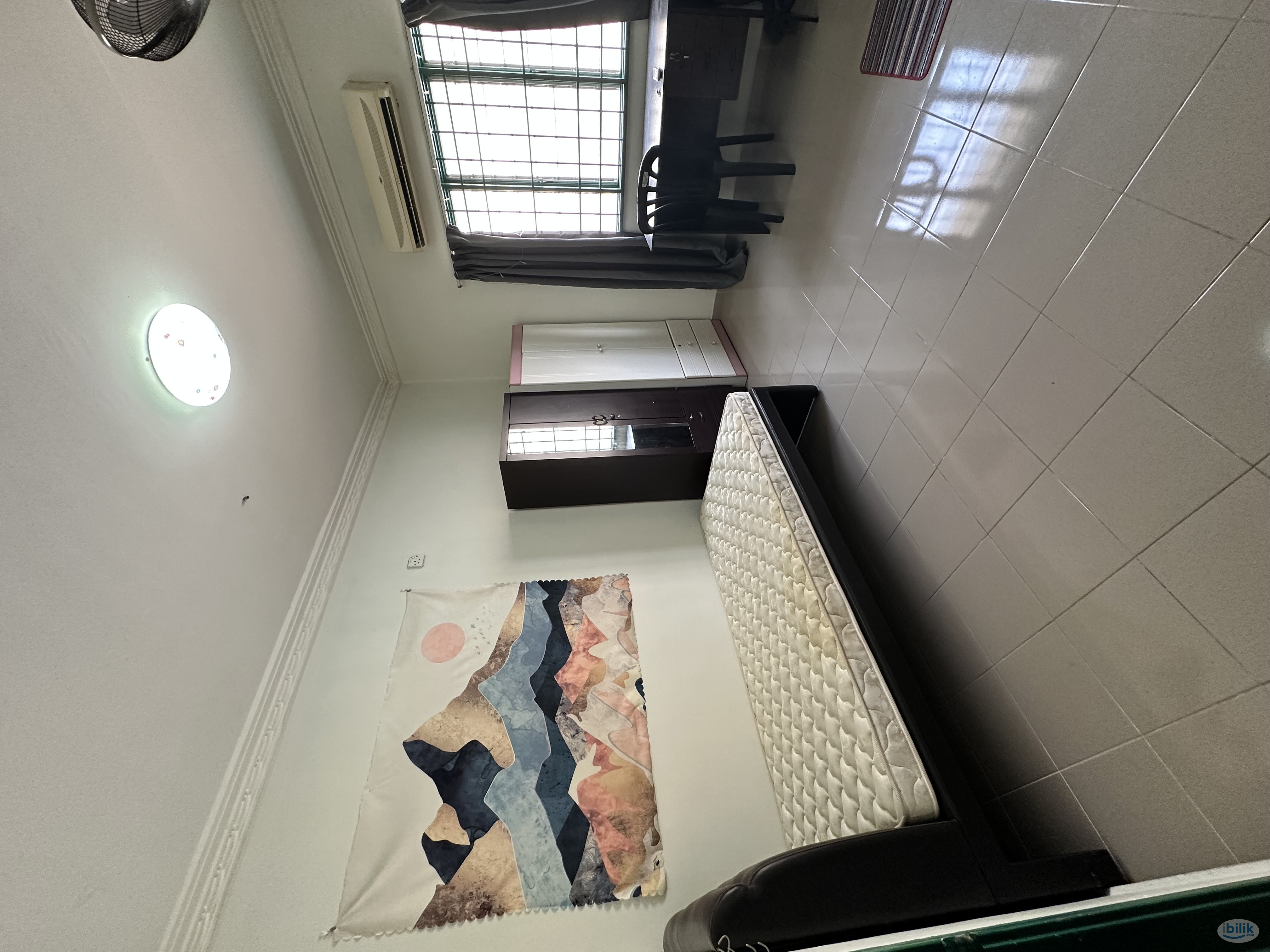 Middle Room at Batu 9 Cheras, Cheras South - Image 4