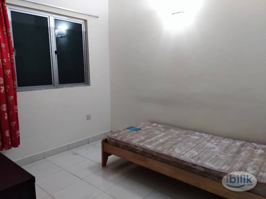 Middle Room at Metropolitan Square, Damansara Perdana - Image 2