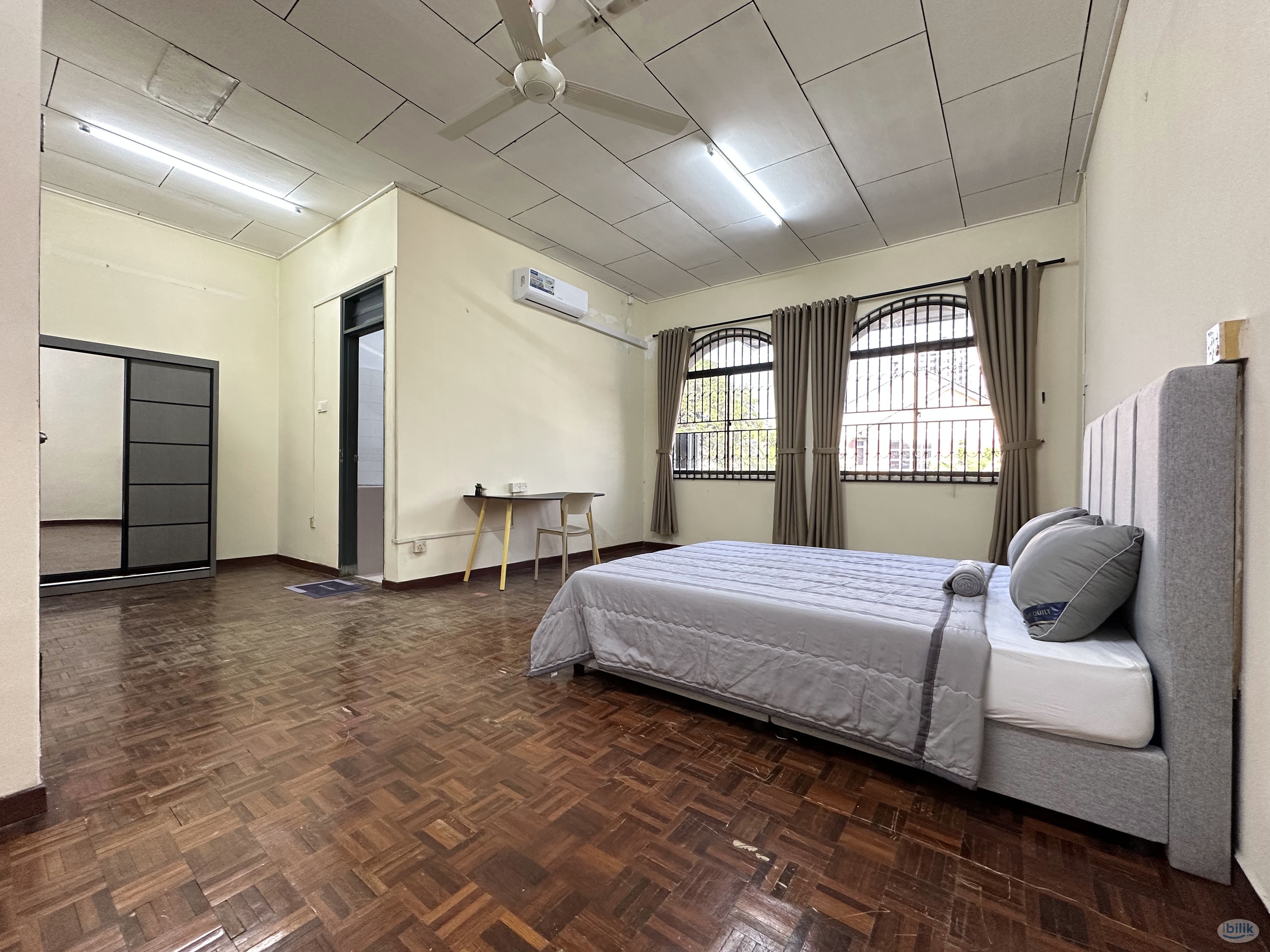 ❣️Bukit Mewah Paradigm Mall Master Room with Private Bathroom for Rent❣️ - Image 1