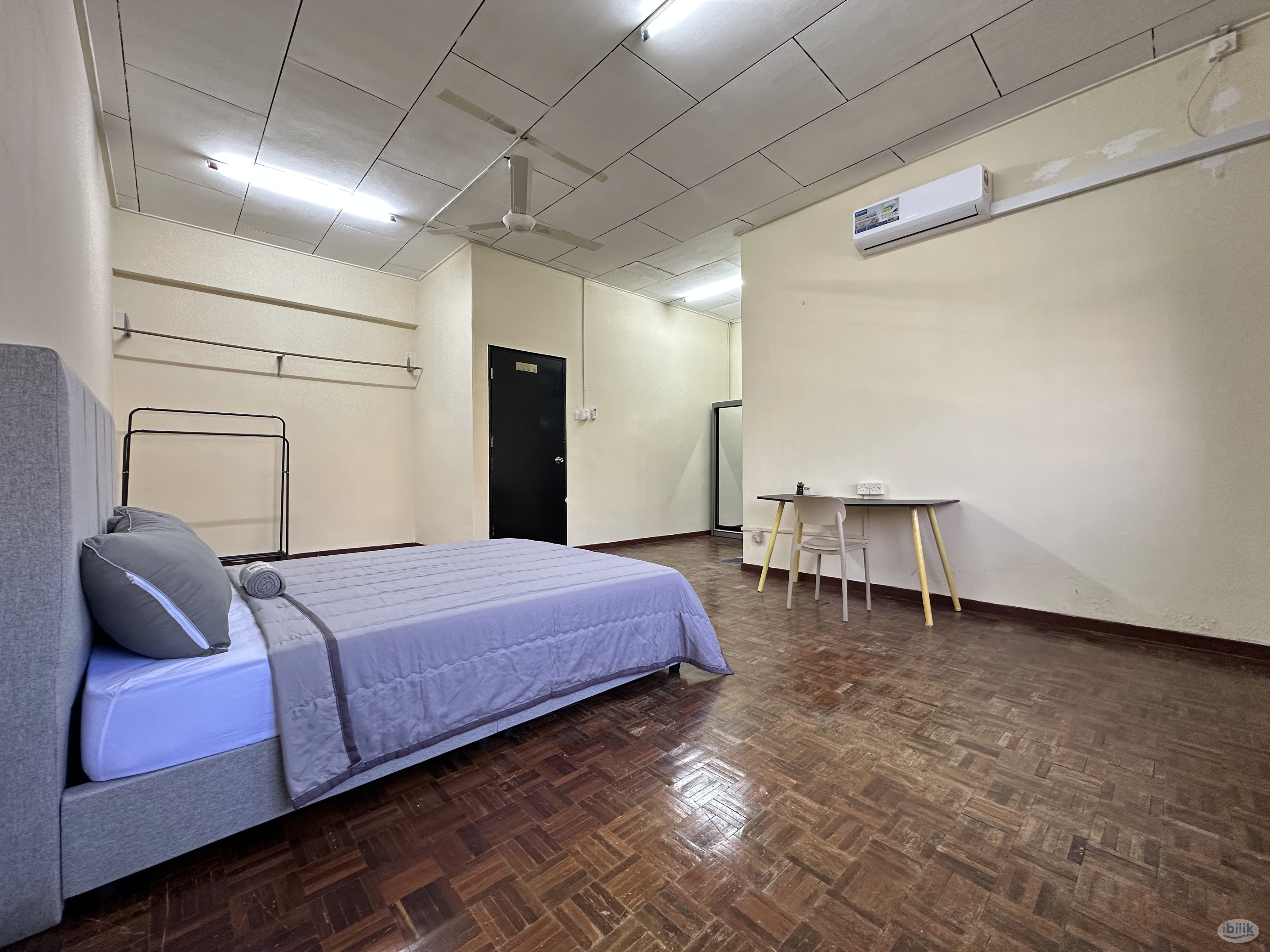 ❣️Bukit Mewah Paradigm Mall Master Room with Private Bathroom for Rent❣️ - Image 2