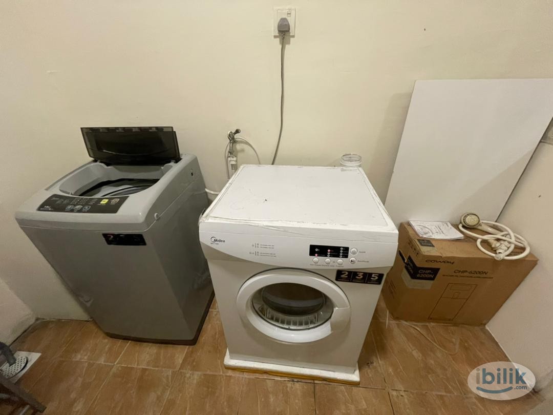 Middle Room at Platinum Lake PV15, Setapak - Image 5