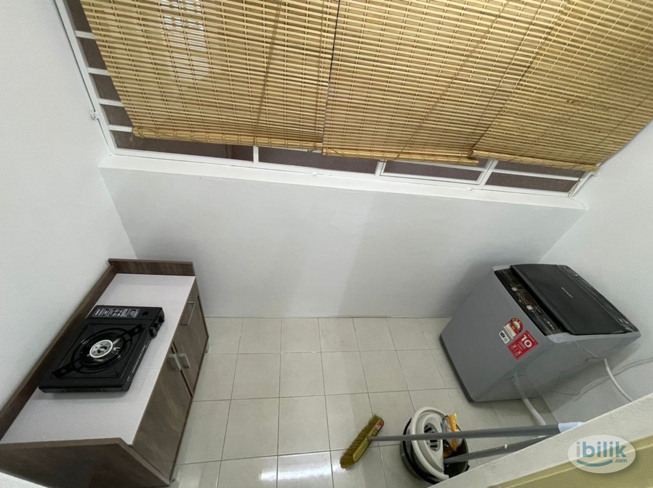 Female Single Room (Walk to LRT Station) Rental include Utilities - Image 4
