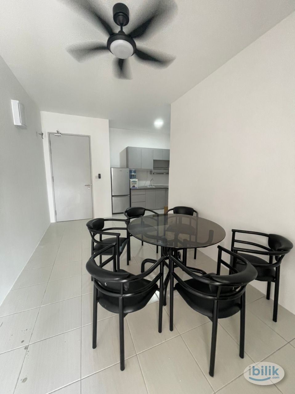 Move in available from 18/5 - Female Muslim Master Room for 1 or 2 pax - Image 3