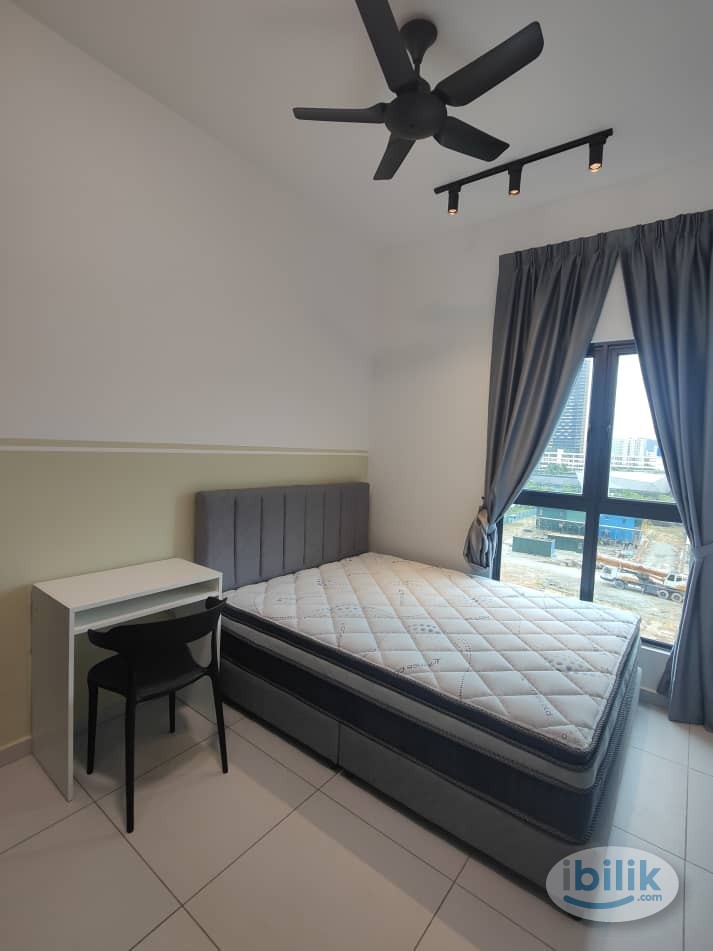 Master Room at Sinaran Residences, Bandar Cassia - Image 1