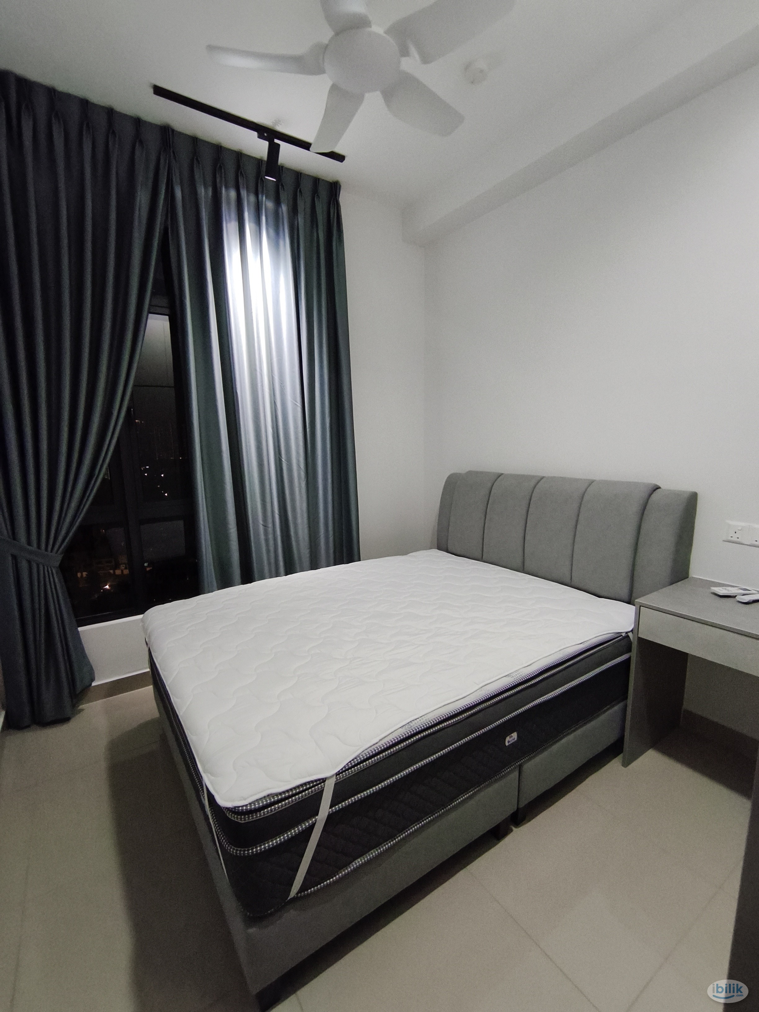 Middle Room at 99 Residence, Taman Wahyu - Image 1