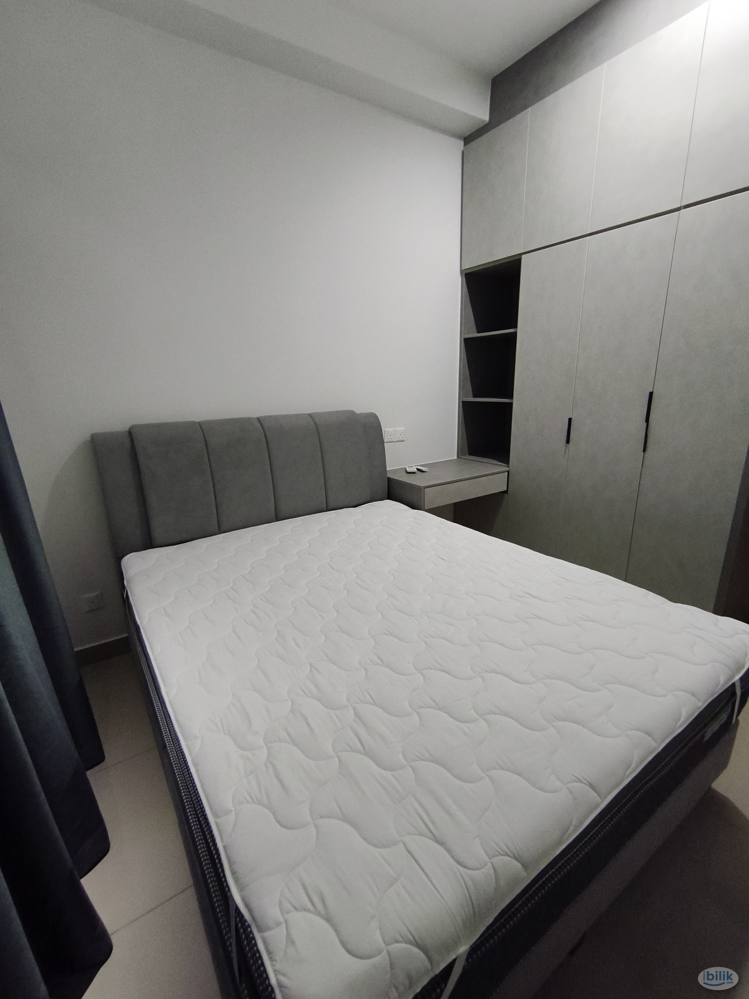 Middle Room at 99 Residence, Taman Wahyu - Image 2