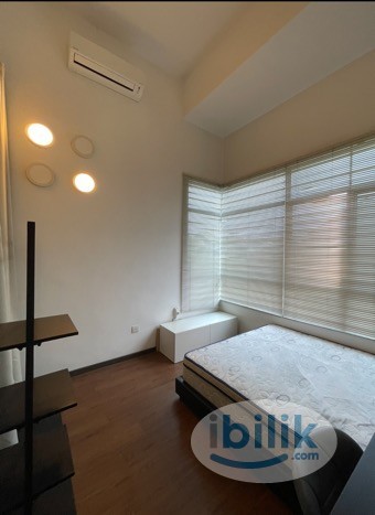 Room with parking - Image 2