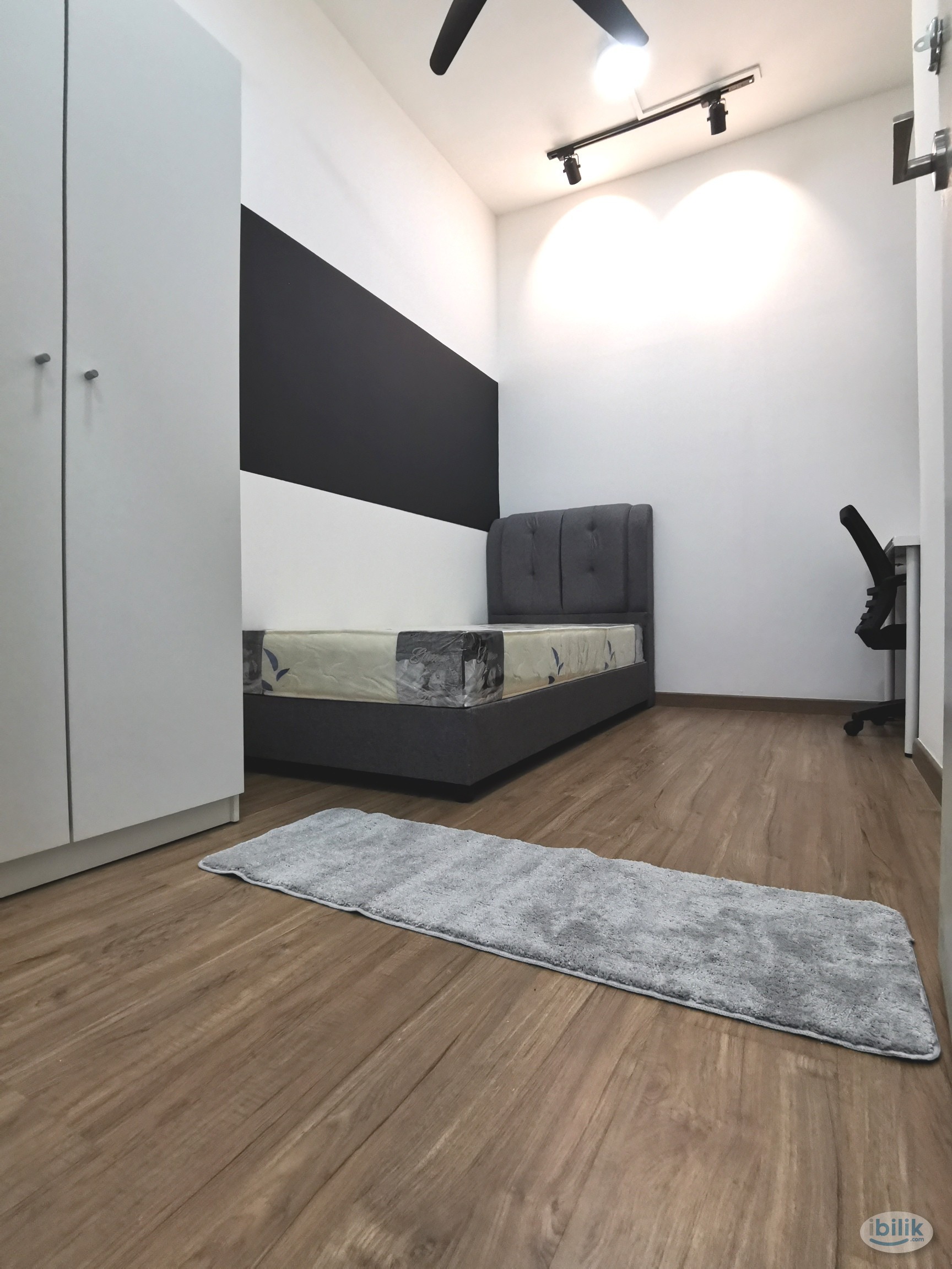 [Mixed gender unit] Single Room at The Greens @ Seksyen 22 , Shah Alam Near MSU KPJ Hospital KTM Batu Tiga - Image 1
