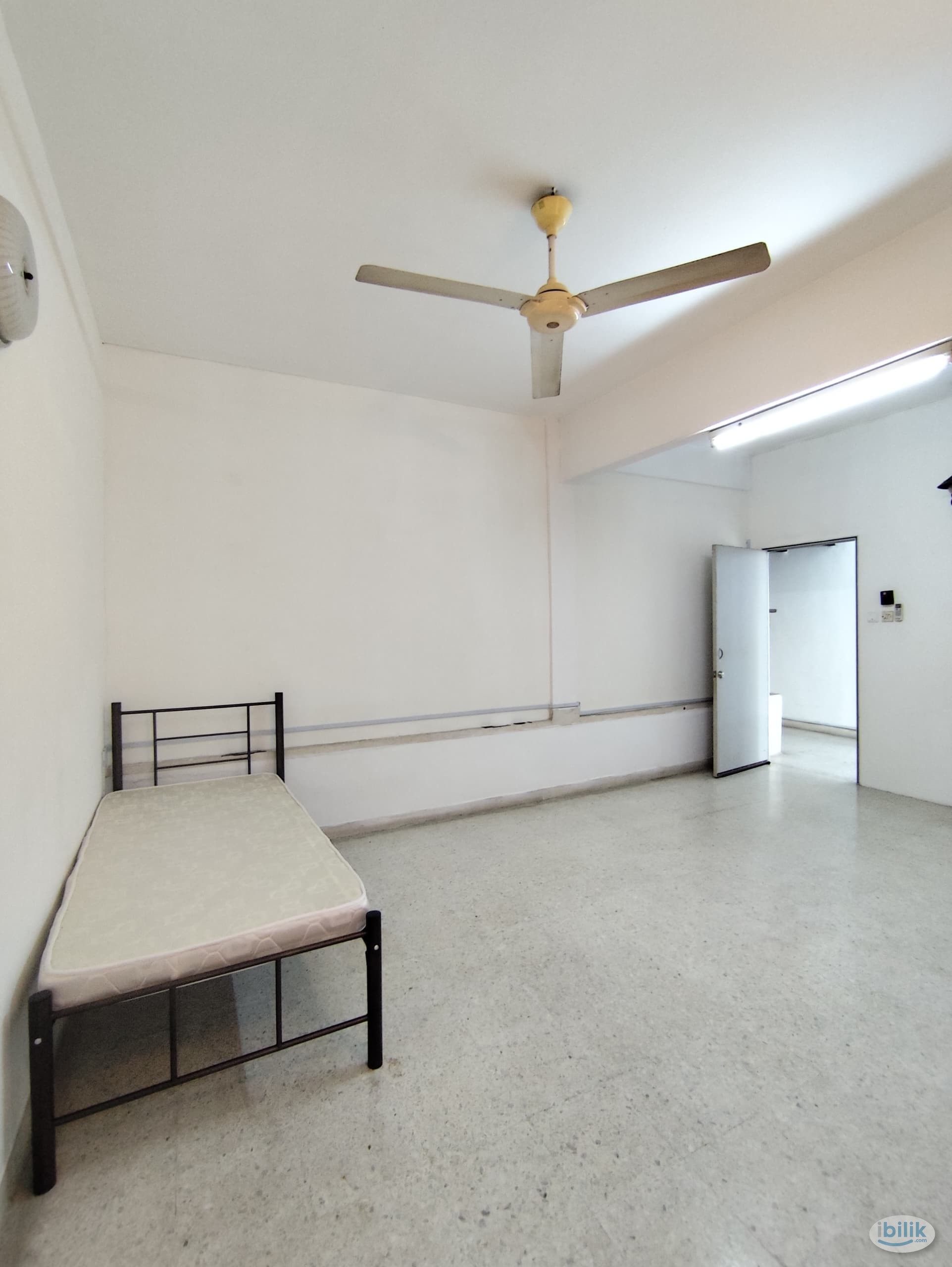 GET EARLY BIRD OFFER 🔊Furnished  Single Room for Rent at SS2 - Image 1