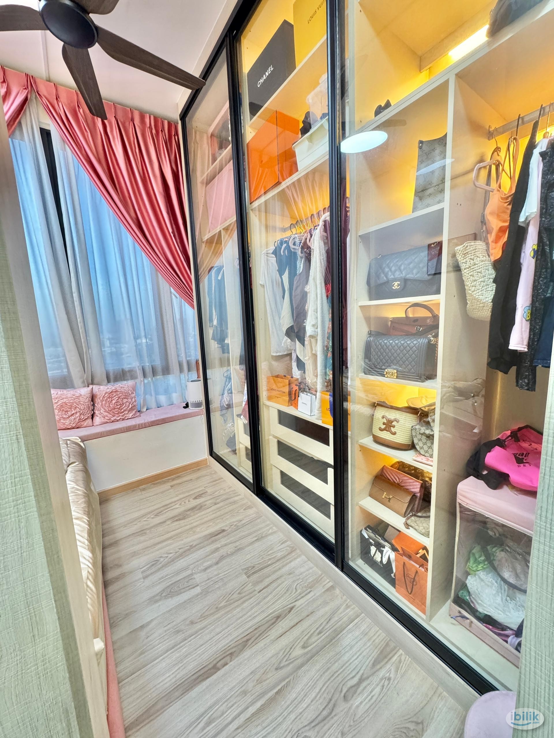 Aera Residence 2-Bedroom Apartment with Balcony for Rent - Image 1