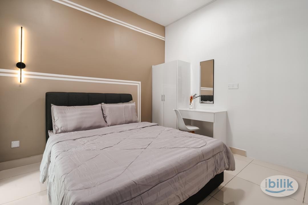 Female unit, medium room, near public transport, fully furnished - Image 2