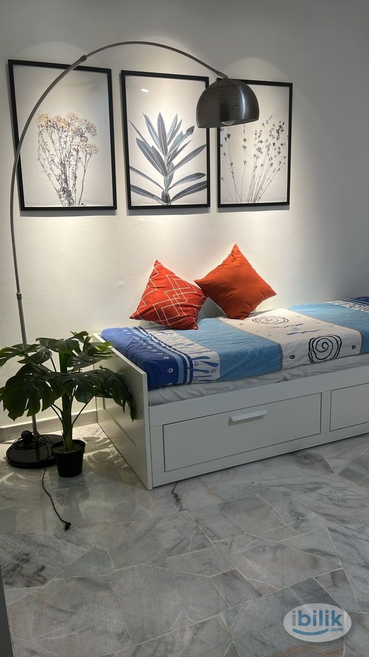 Single Room at USJ, Subang Jaya in a FEMALE only house - Image 1