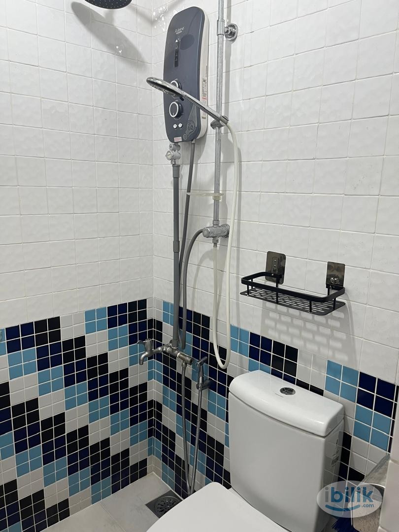Single Room at USJ, Subang Jaya in a FEMALE only house - Image 5