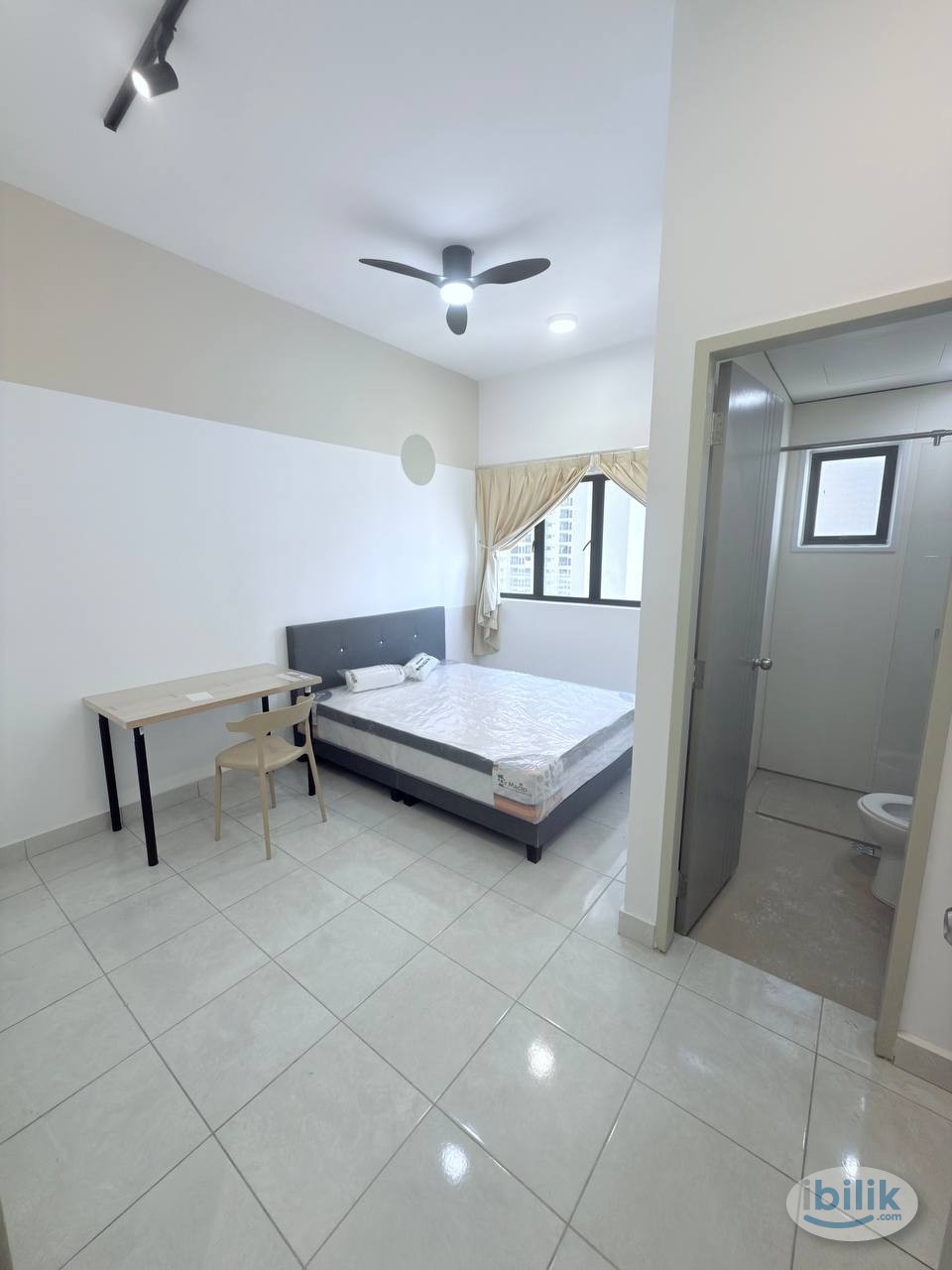 Brand New✨Master Room& access Balcony @ Youth City Nilai Near XME KLIA - Image 1