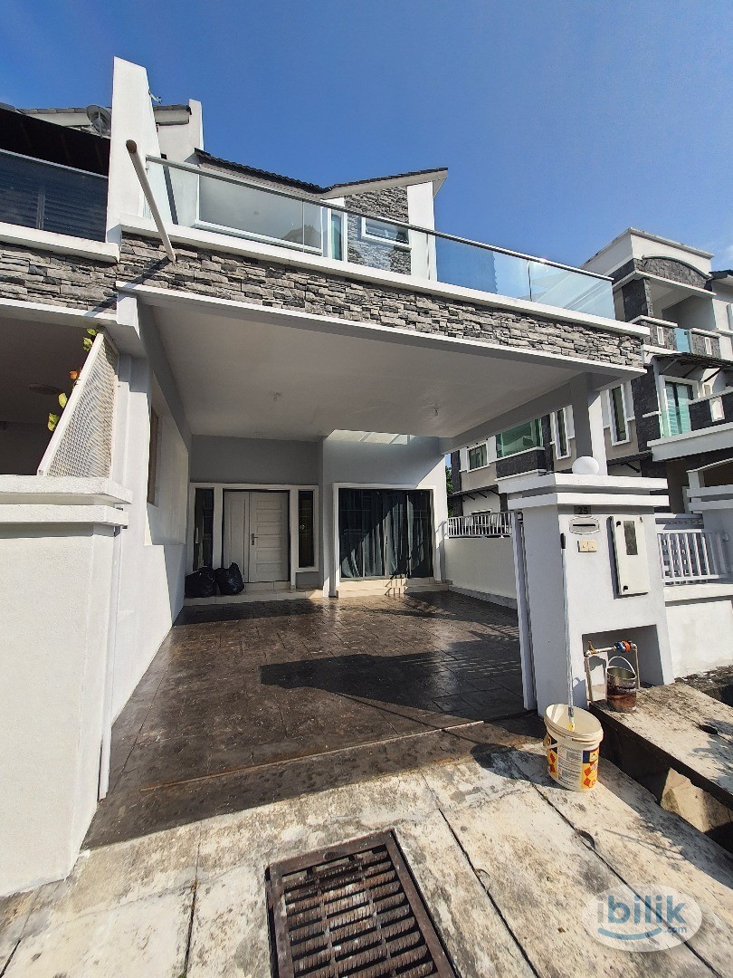 Master Room at South Homes, Sungai Ara - Image 5