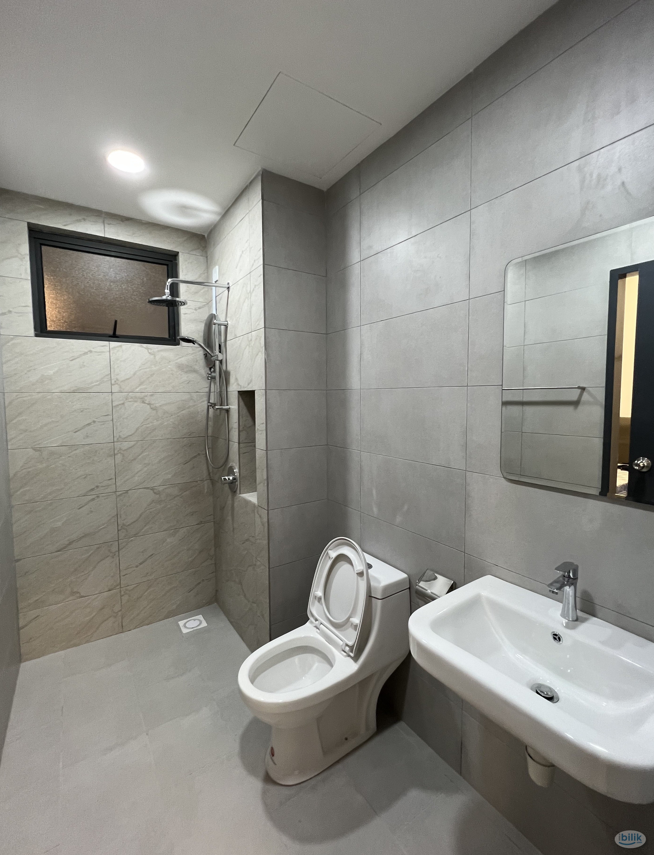 [Female Only] The Holmes 2 - Bandar Tun Razak, HUKM, No Partition Room - Image 3