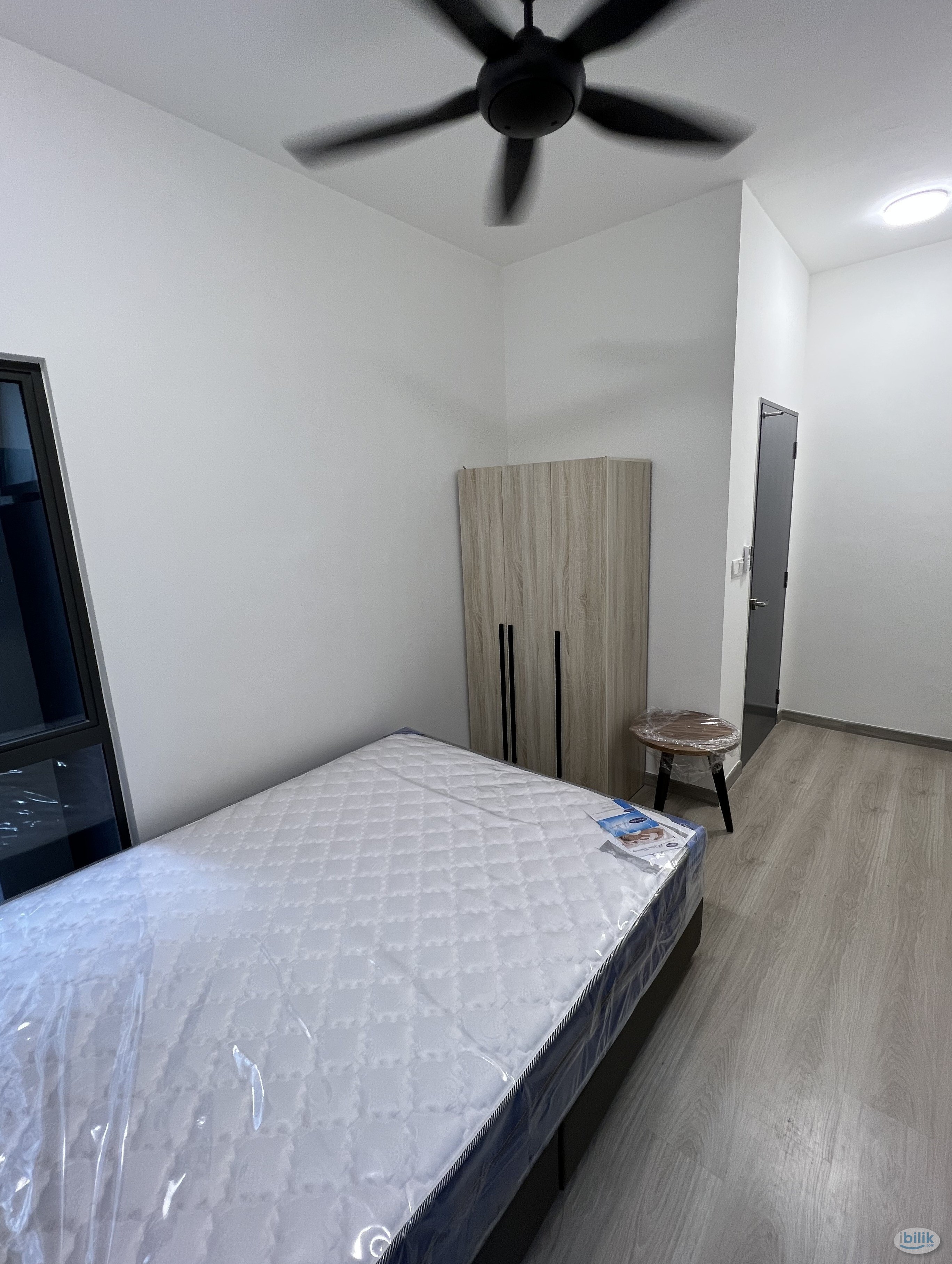 [Female Only] The Holmes 2 - Bandar Tun Razak, HUKM, No Partition Room - Image 1