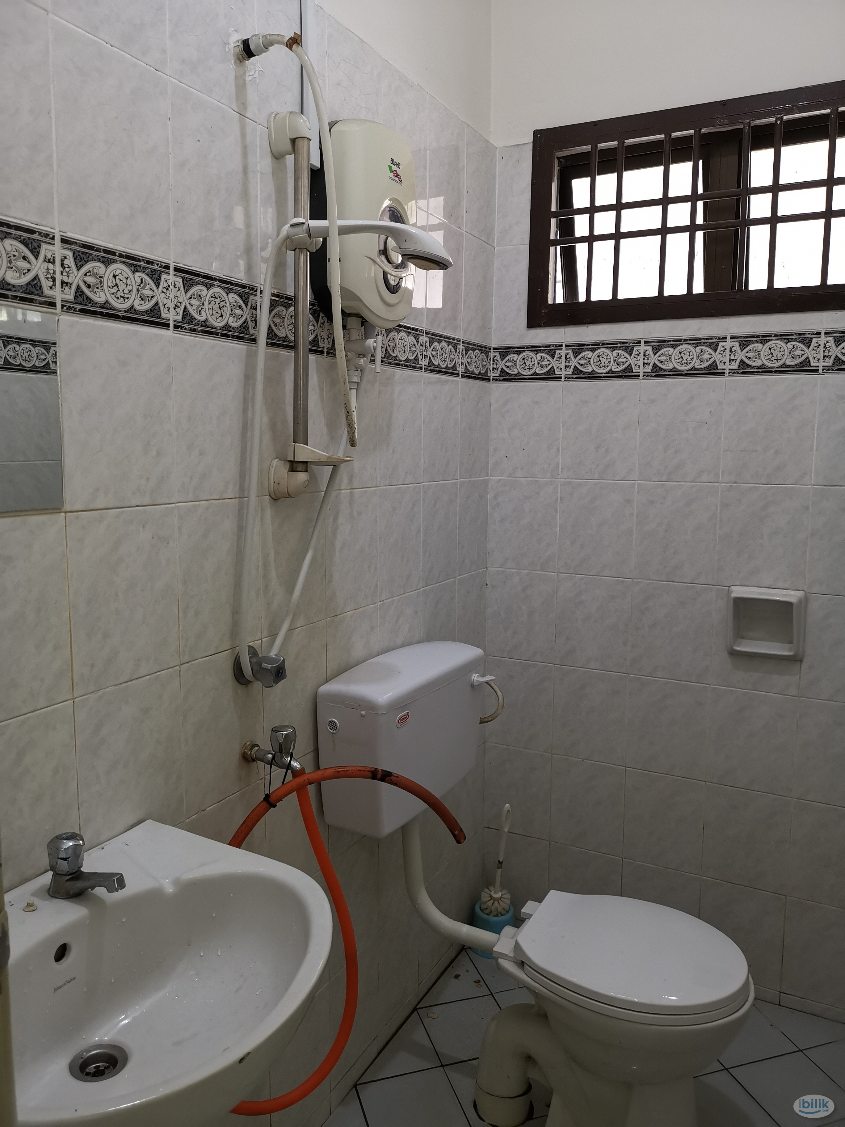 Single Room at Taman Mount Austin, Johor Bahru - Image 3