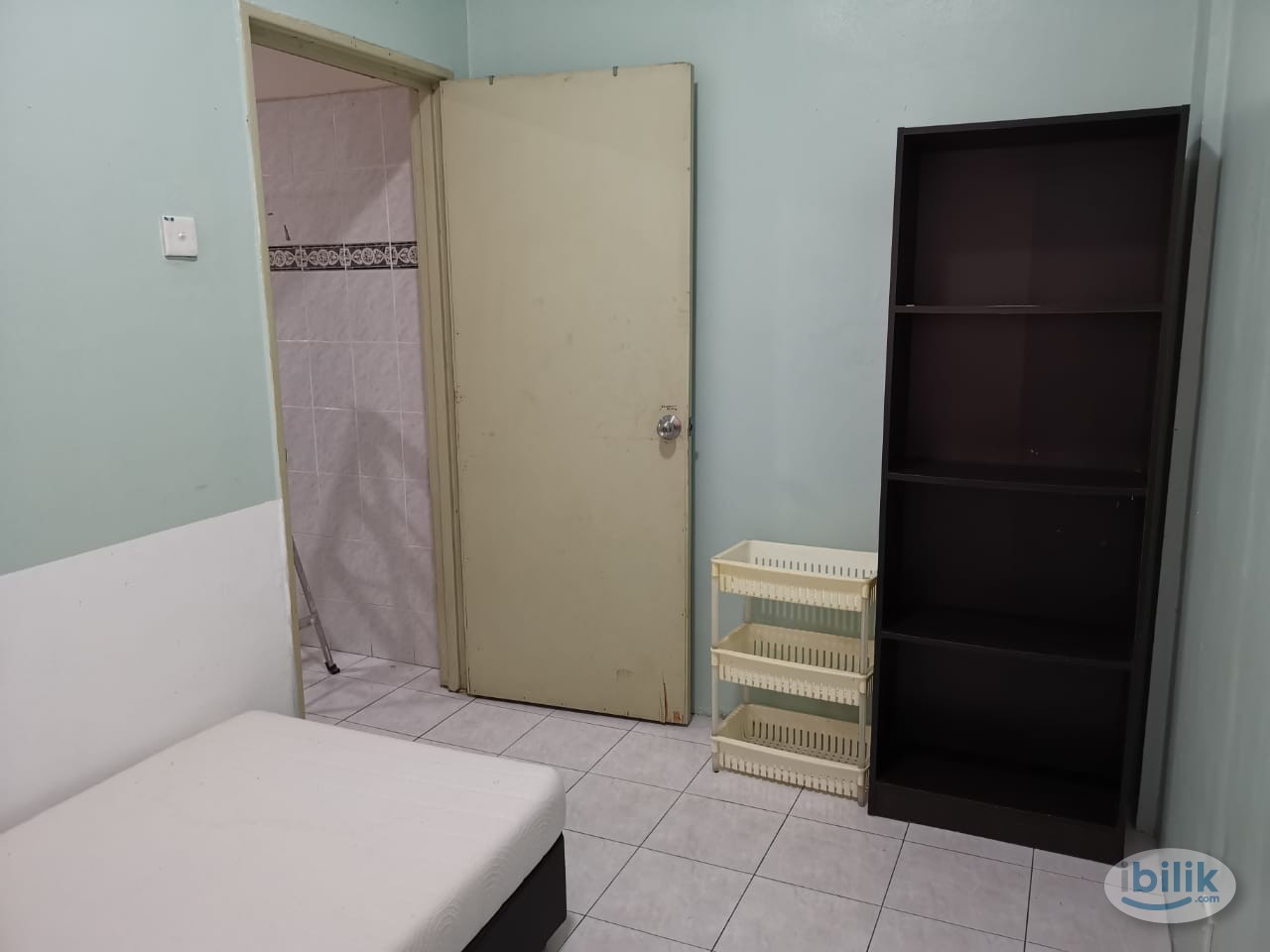 Single Room at Taman Mount Austin, Johor Bahru - Image 2