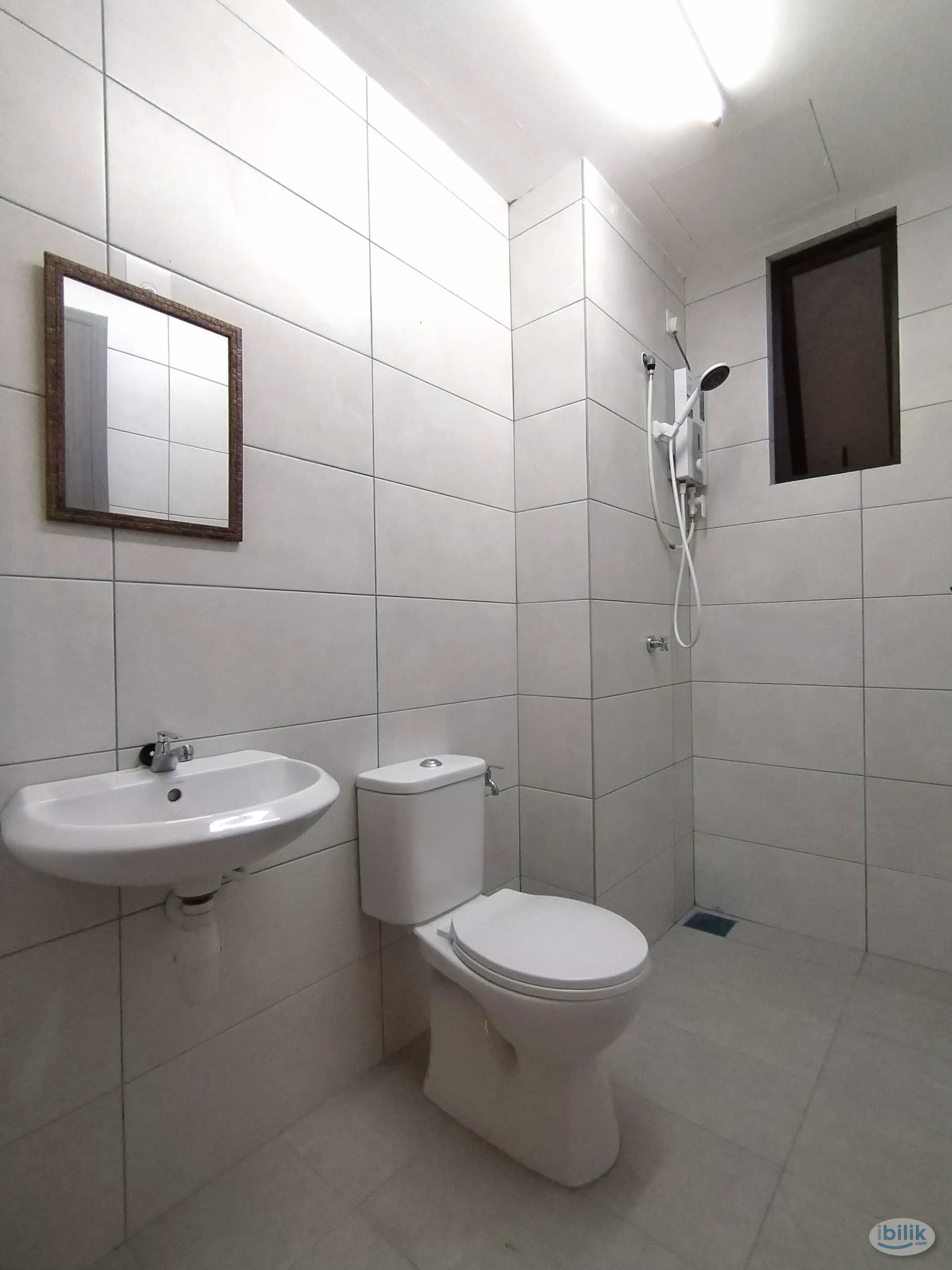 ✅Master Room at ✨The Amarene @ Bayan Lepas✨, ✅Walking Distance Bayan Lepas Airport. Bayan Lepas Industrial. - Image 5