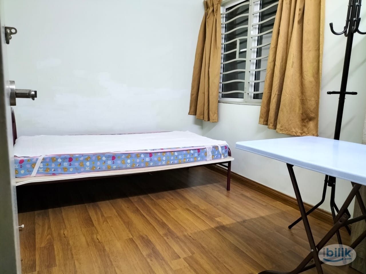 1 min Walk To LRT Station Single Room at Seri Puteri, Bandar Sri Permaisuri - Image 1