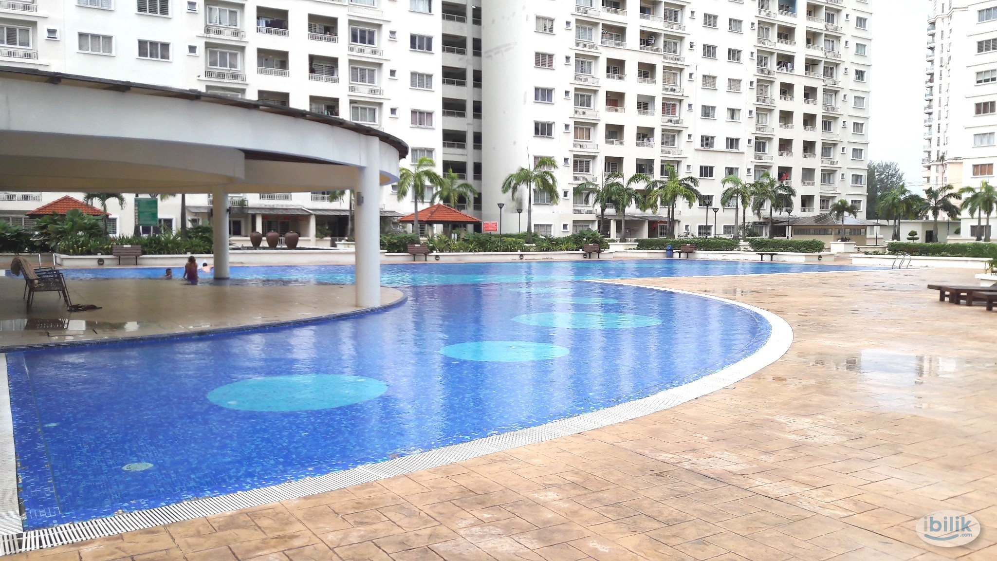 Nice Middle Room at SuriaMas, Bandar Sunway - Image 4