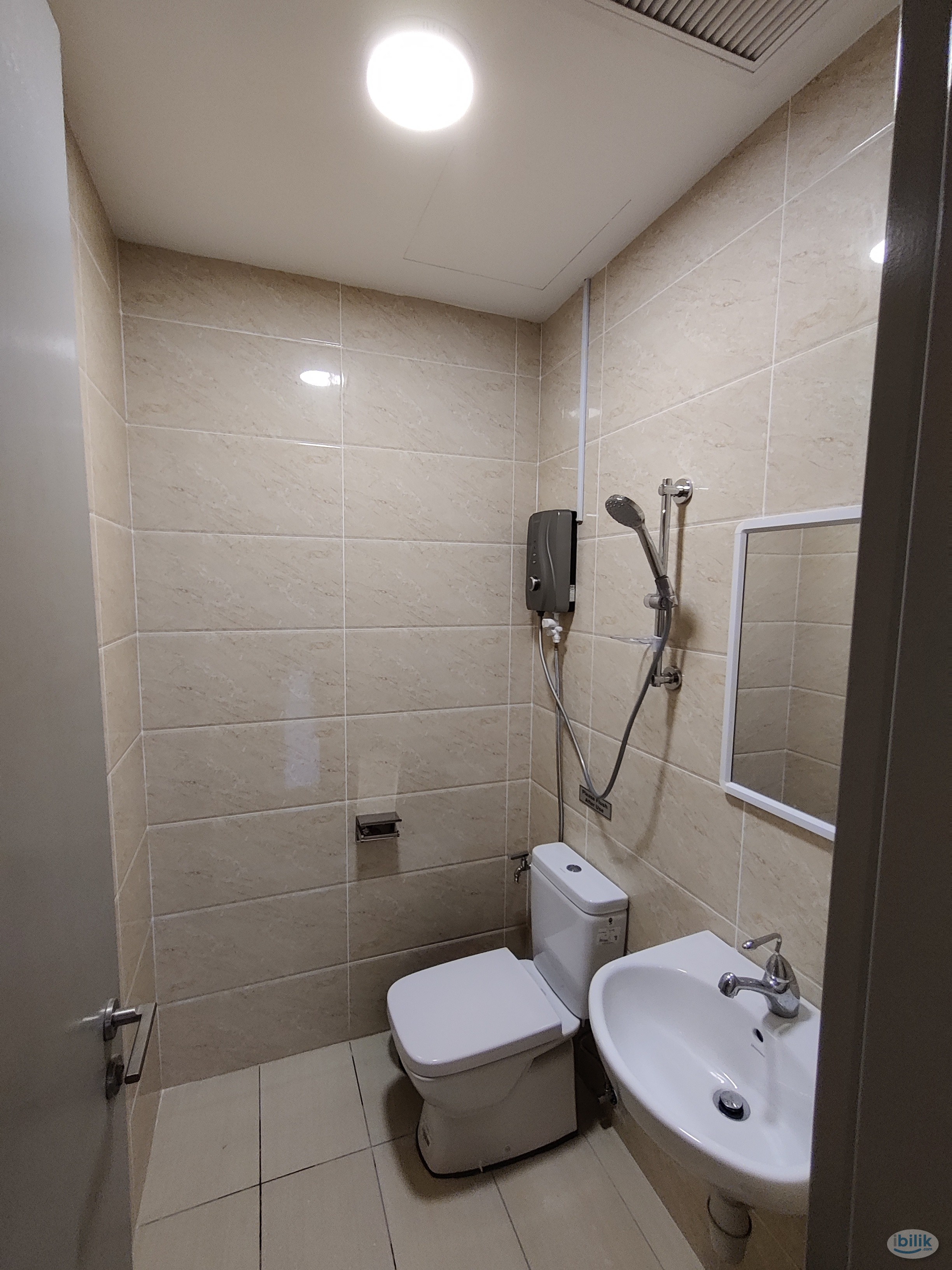 Master Room at One Residences, Sungai Besi - Image 1