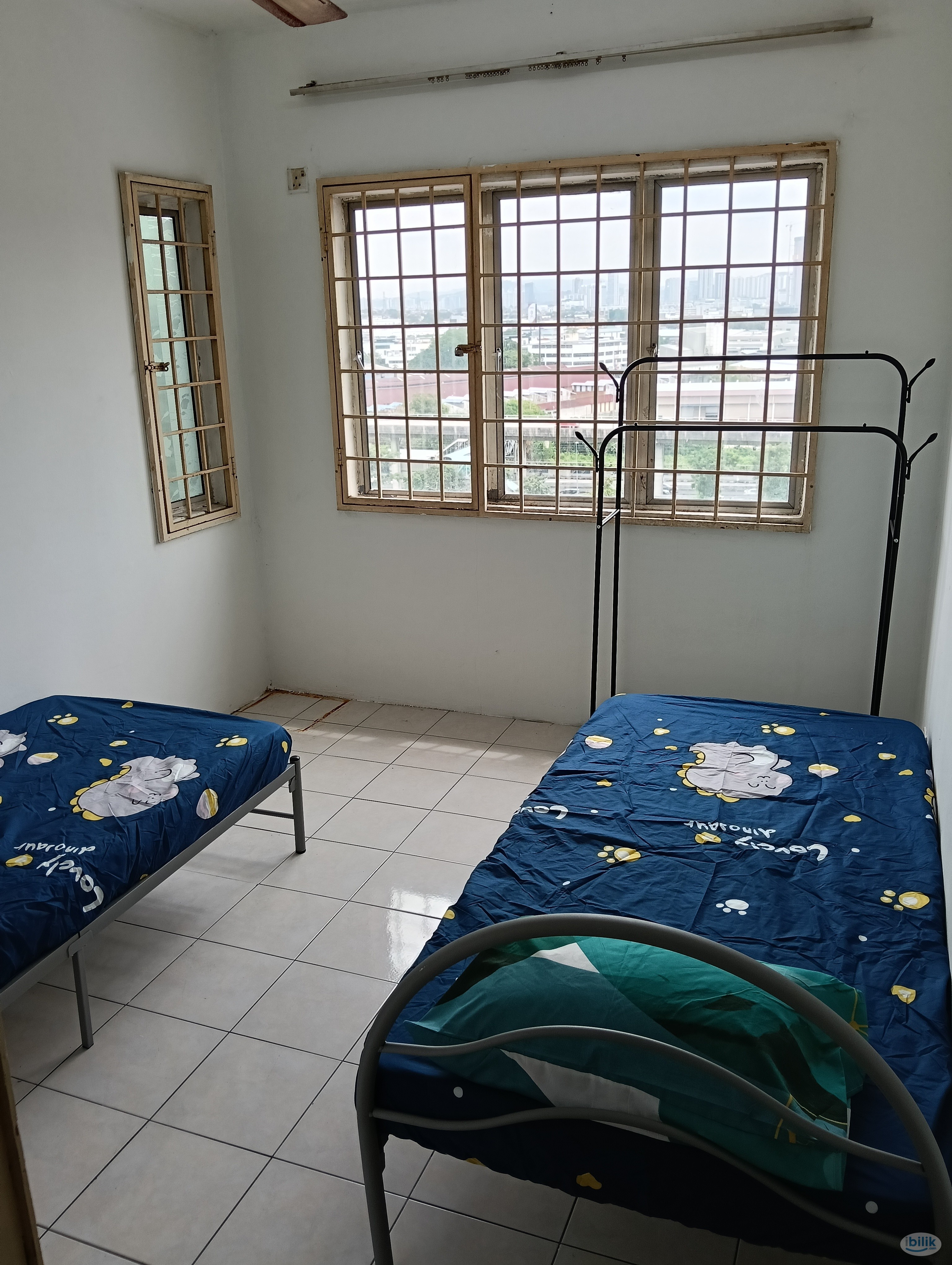MASTER,MEDIUM,SMALLL ROOM TO RENT - Image 1