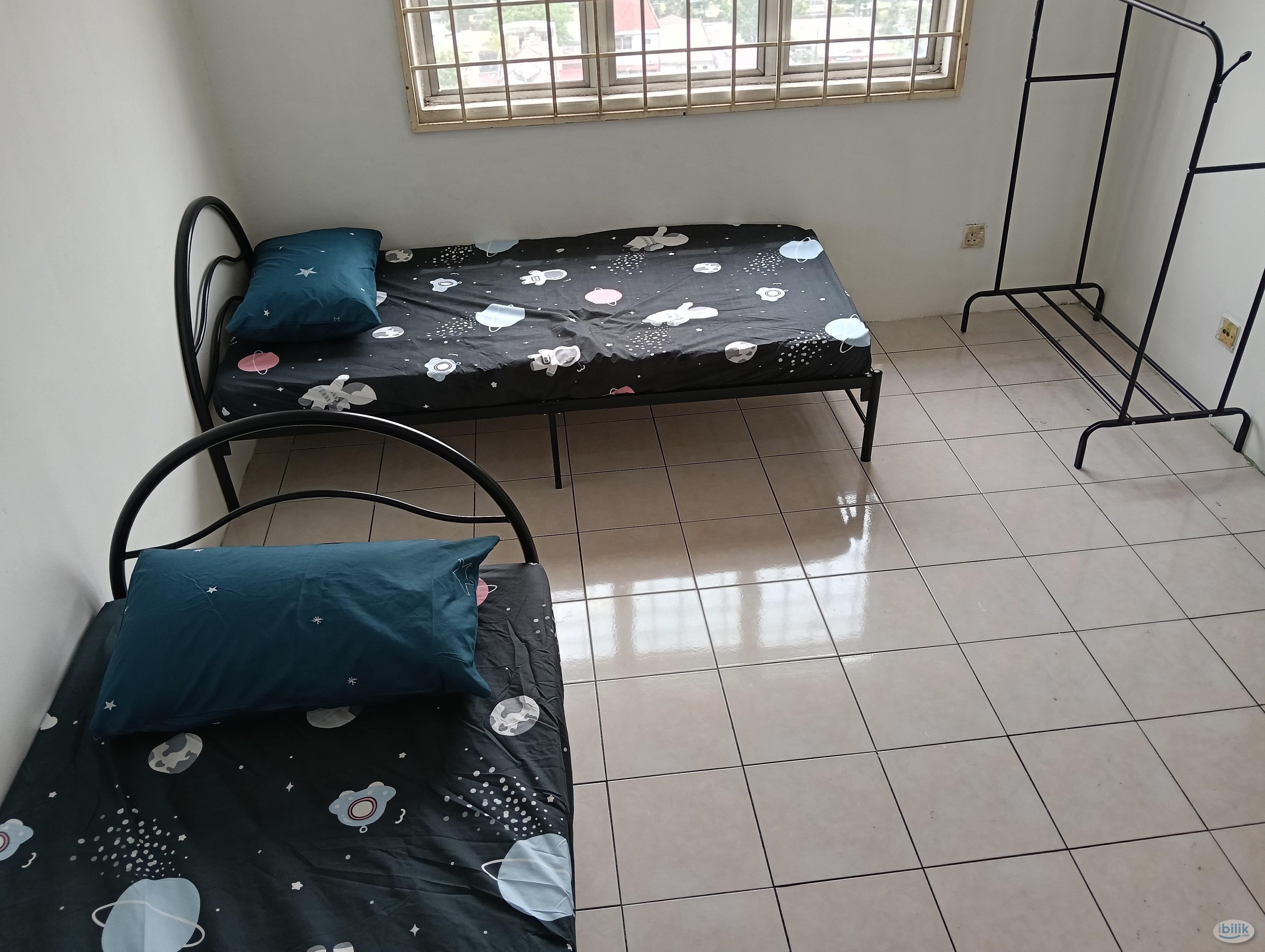 Master,medium,small room untuk disew - Image 1