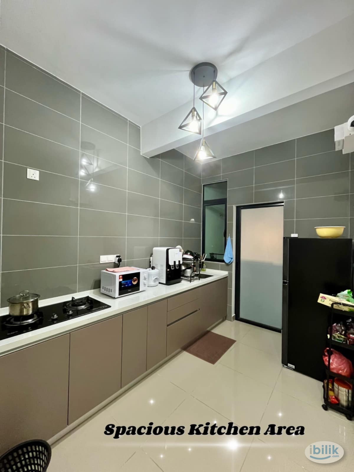 Single Room @ 99 Residence [Free Wifi Utilities Cleaning] - Image 1