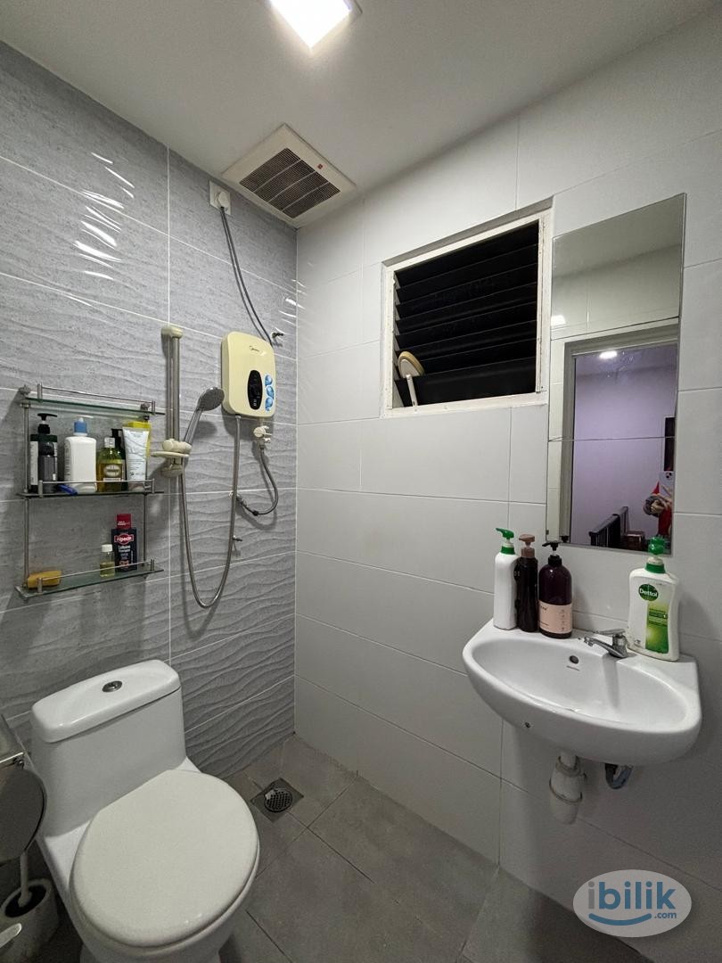 All Female Furnished Single Room at Section 17, Petaling Jaya - Image 3
