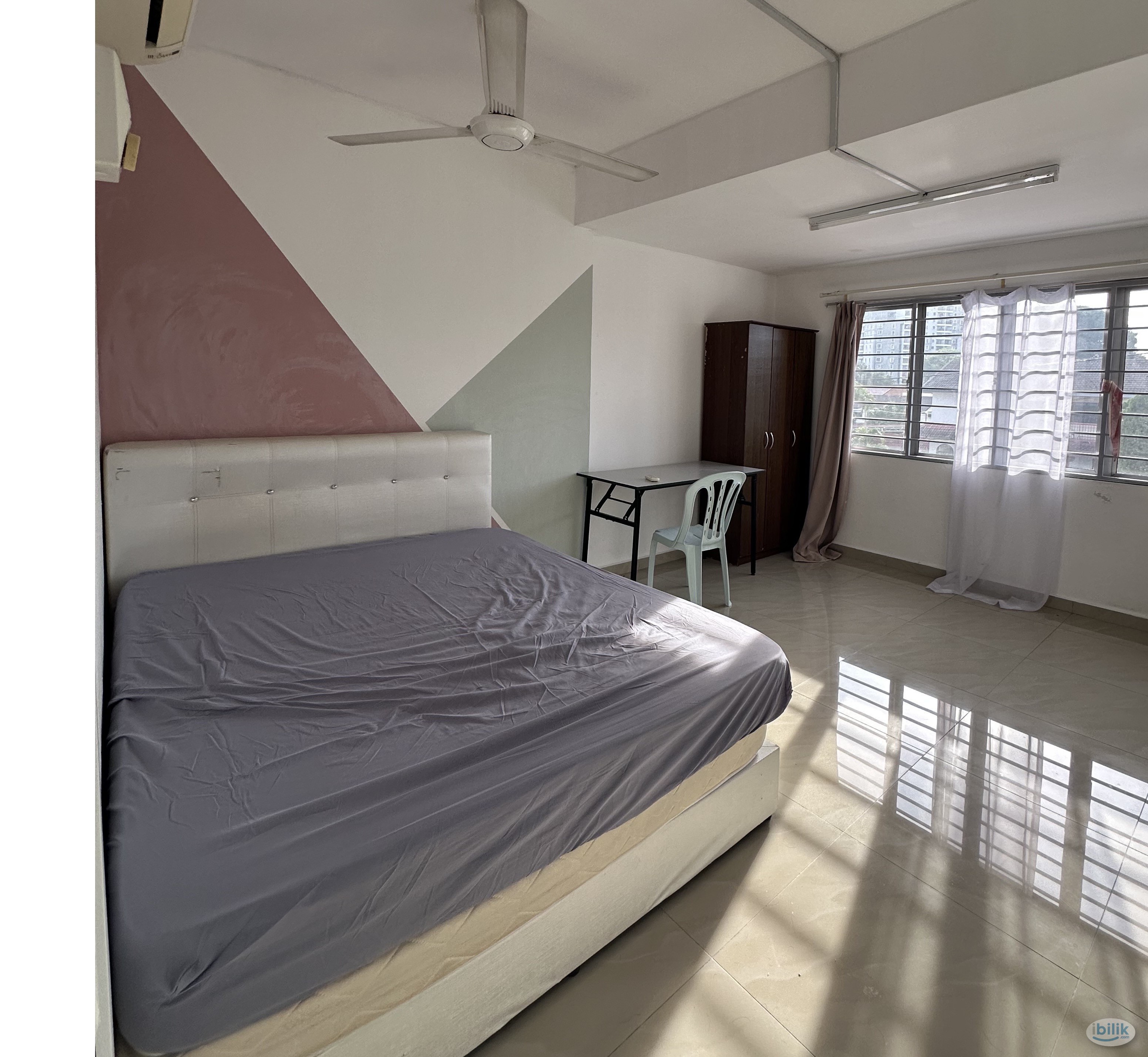 Middle Room at Sea Park, Petaling Jaya - Image 2