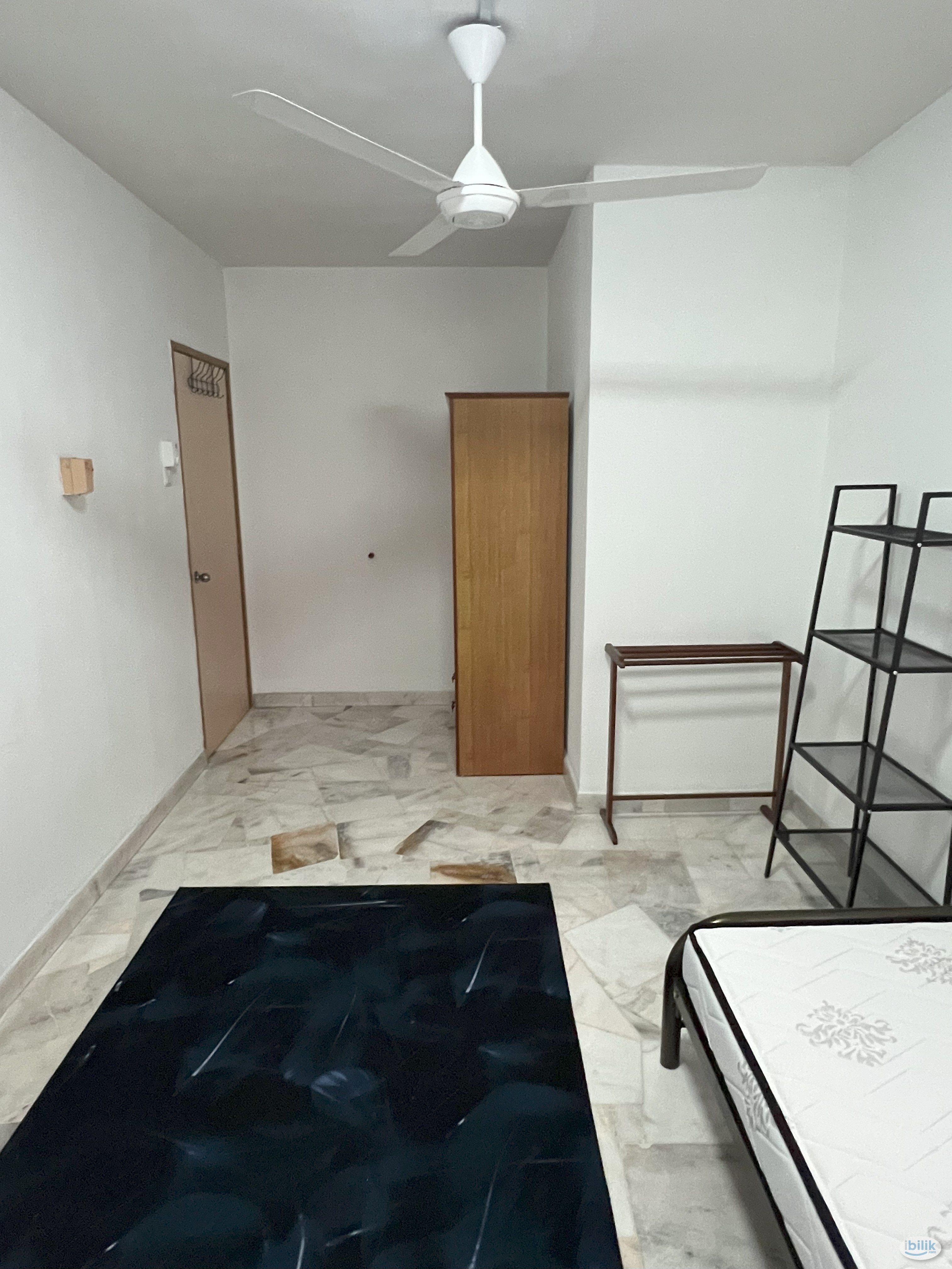 Medium Room (High Speed Internet) at Jalan Ipoh - Image 3