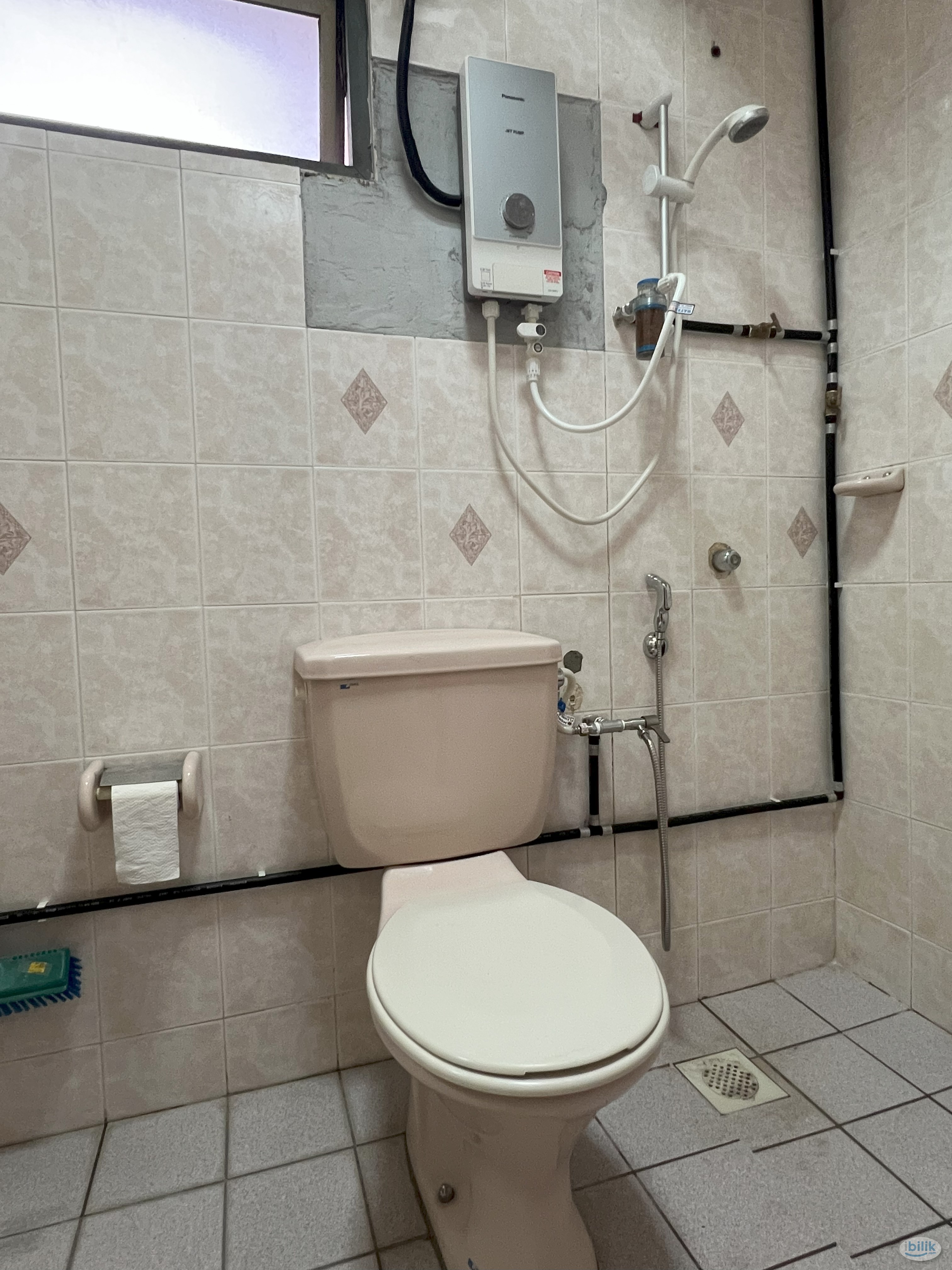 Medium Room (High Speed Internet) at Jalan Ipoh - Image 5