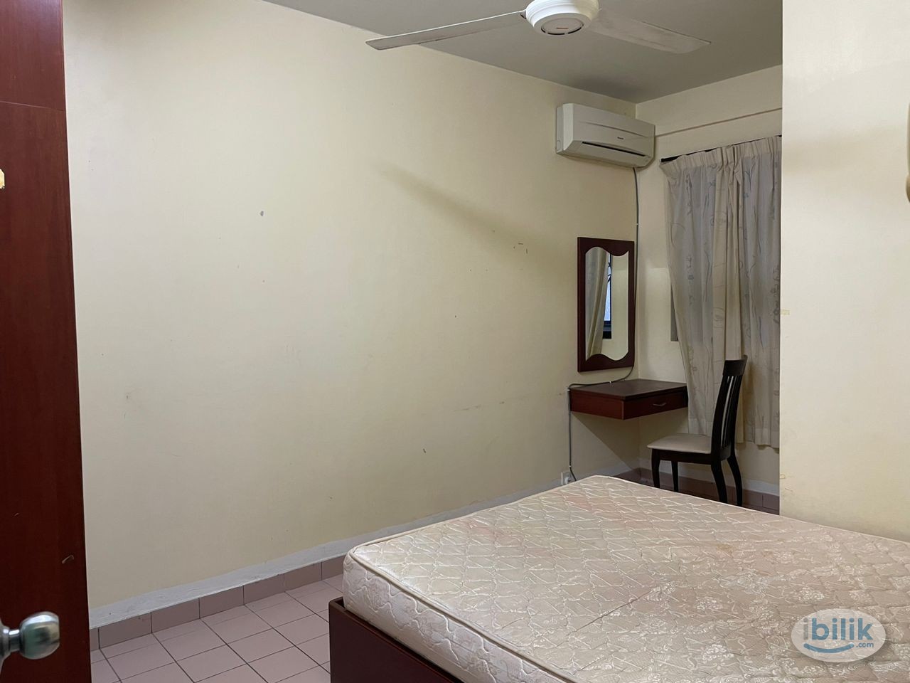 Middle Room at Sunway Tunas, Bayan Baru - Image 1