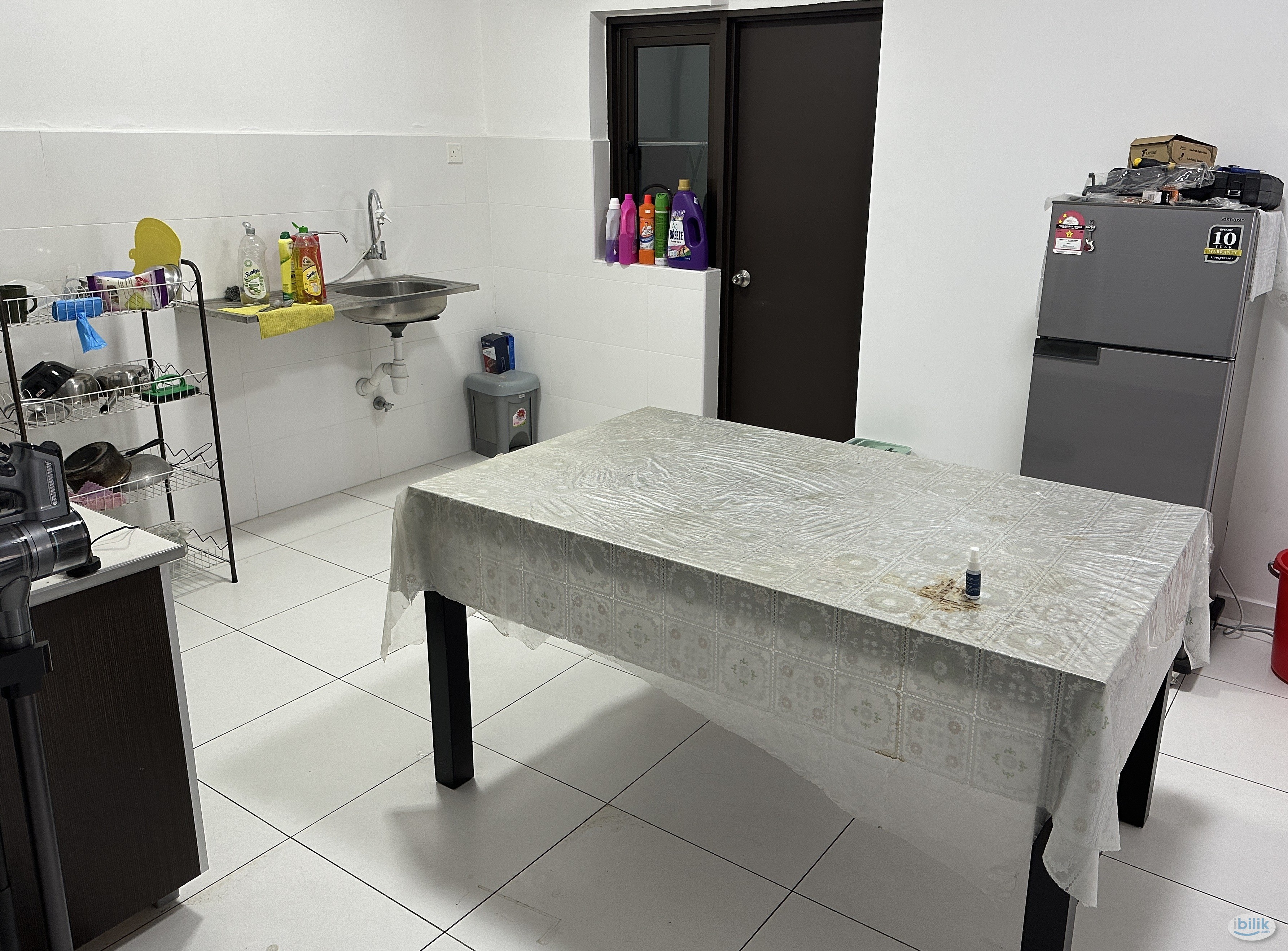 Master Room at The Heights Residence @ Taman Muzaffar Heights, Ayer Keroh - Image 3