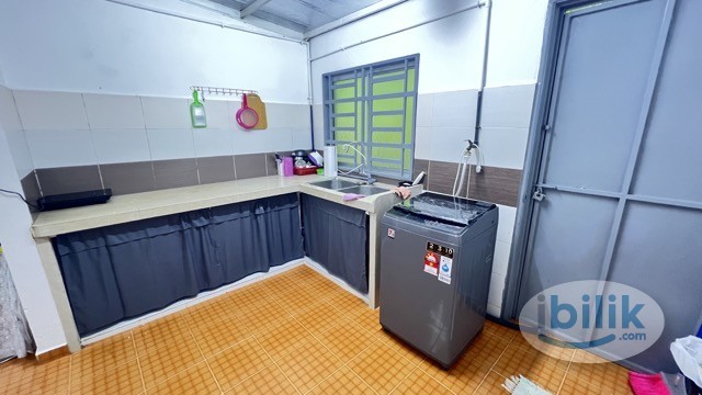 Renovated Room for Rent at Gelugor ! - Image 2