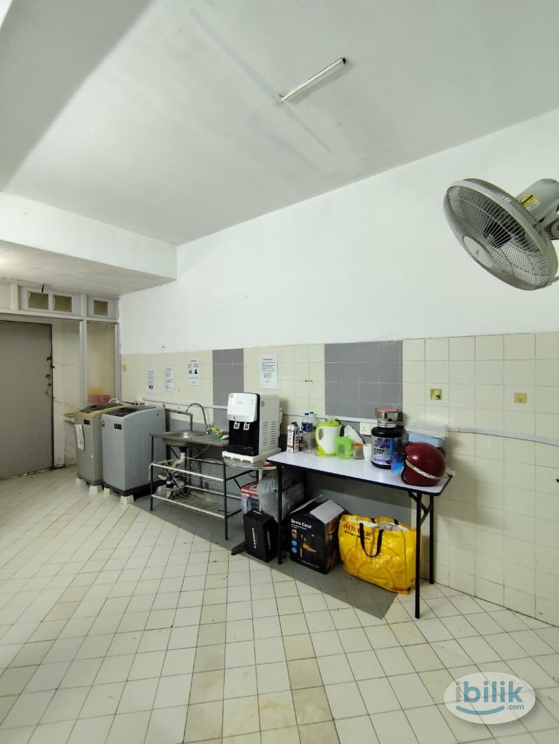 🏠 ZERO DEPOSIT Single Room @ SS2 🚆 Near LRT | 🛏️ Fully Furnished | 💸 Move In Anytime ✨ Clean, cozy & convenient 📍 Walkin - Image 3