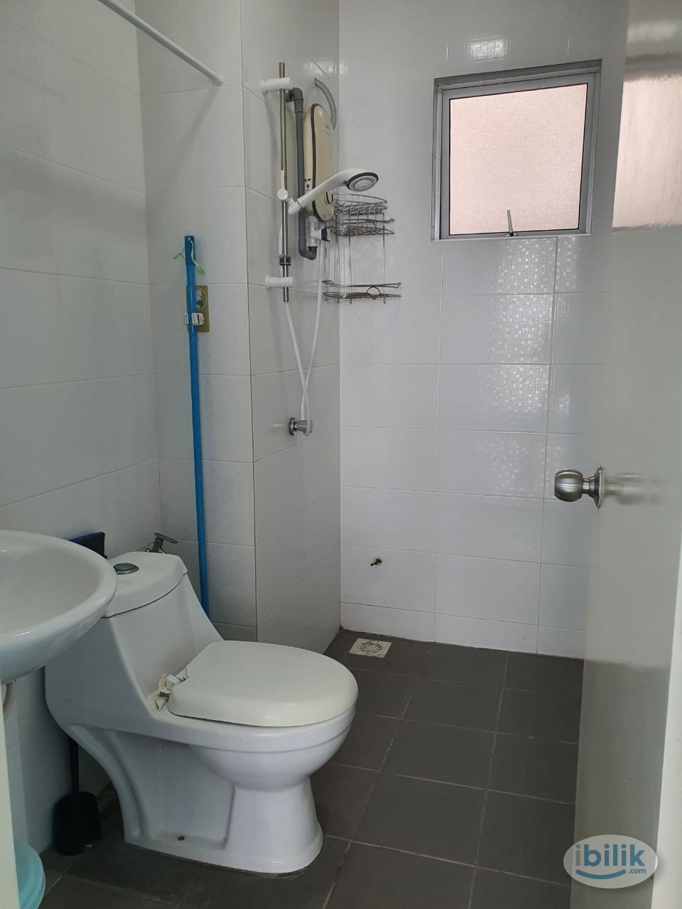 Single Aircon room @Makhota Garden Condominium Near MRT  / UTAR Bdr Sg Long / Mahkota Cheras / Balakong / Kajang - Image 4