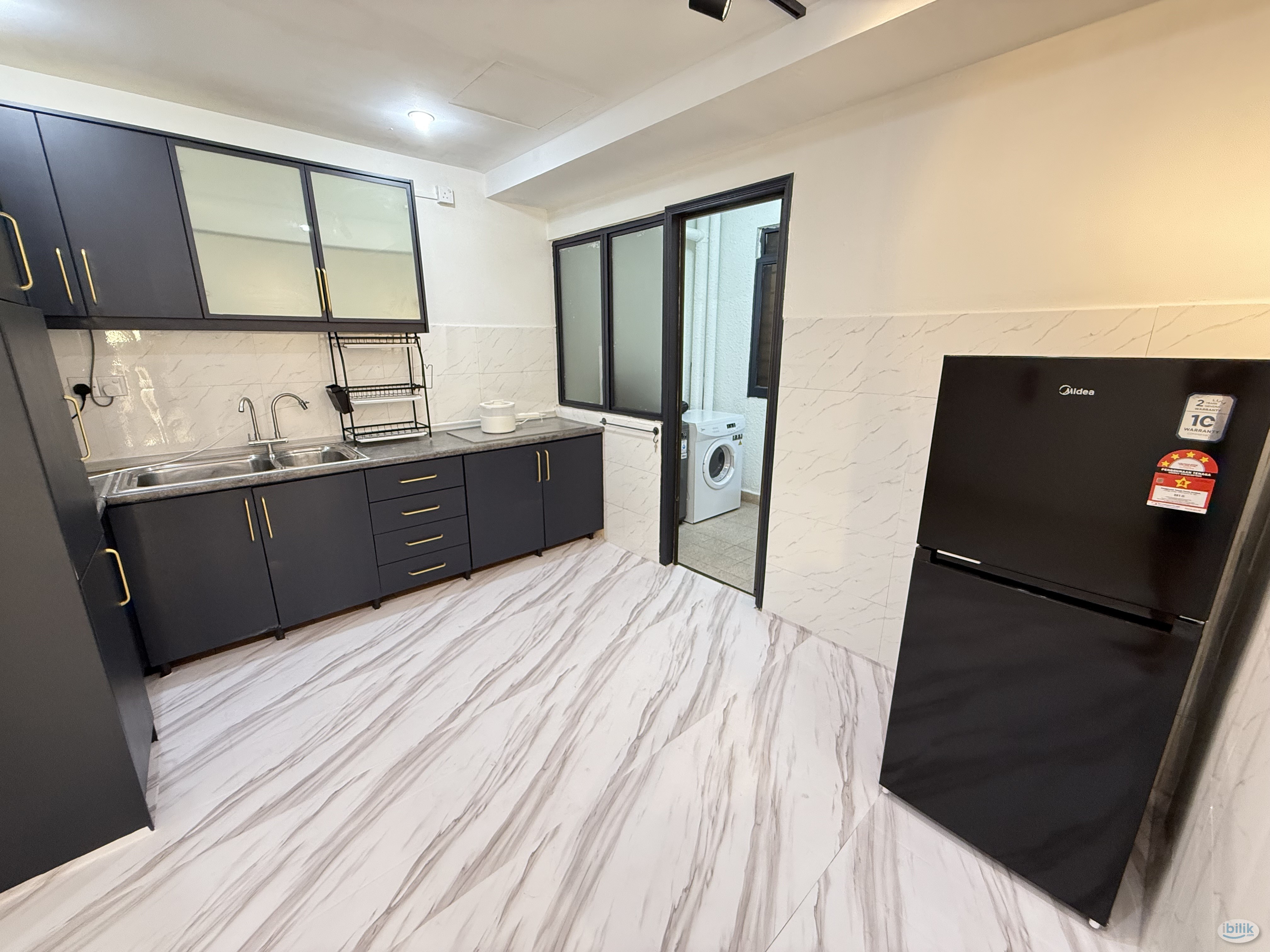 Kota Damansara -Middle Room at Palm Spring - Image 2