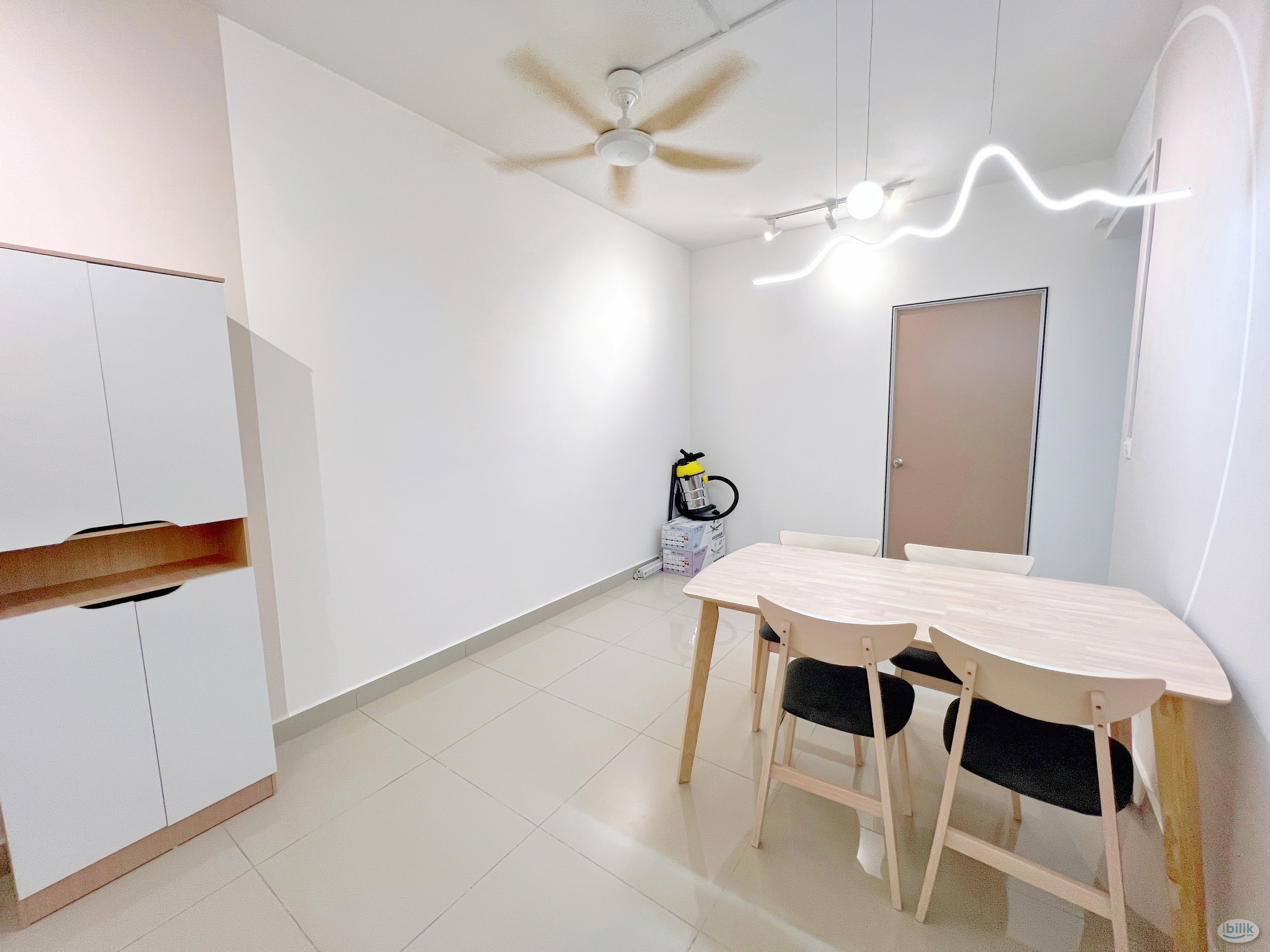 MLUNA 700 MEDIUM ROOM - Image 2