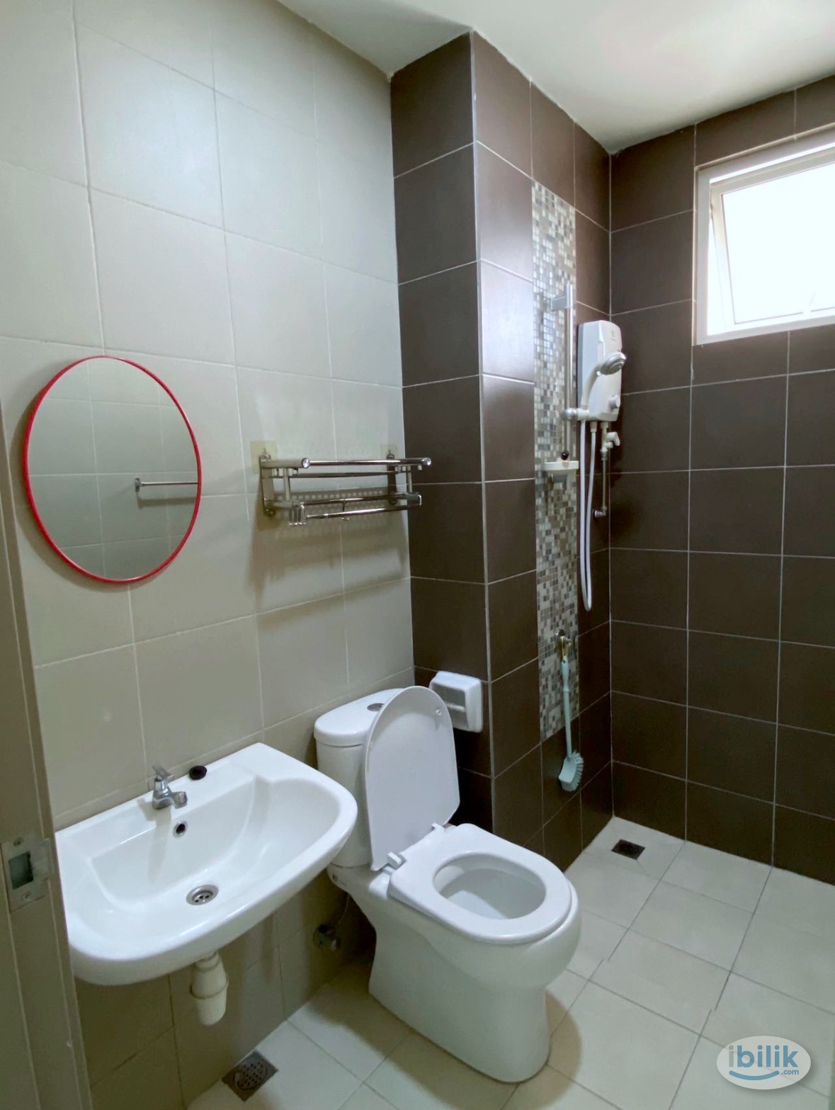 Middle Room at Bayan Lepas, Penang - Image 3