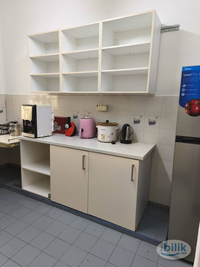 🌿 Cozy Room for Rent | Double-Storey Terrace House | Fully Furnished - Image 2